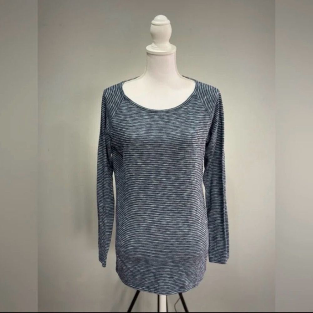 SALE! Blue Striped Motherhood Maternity L/S Top Size M VGUC
